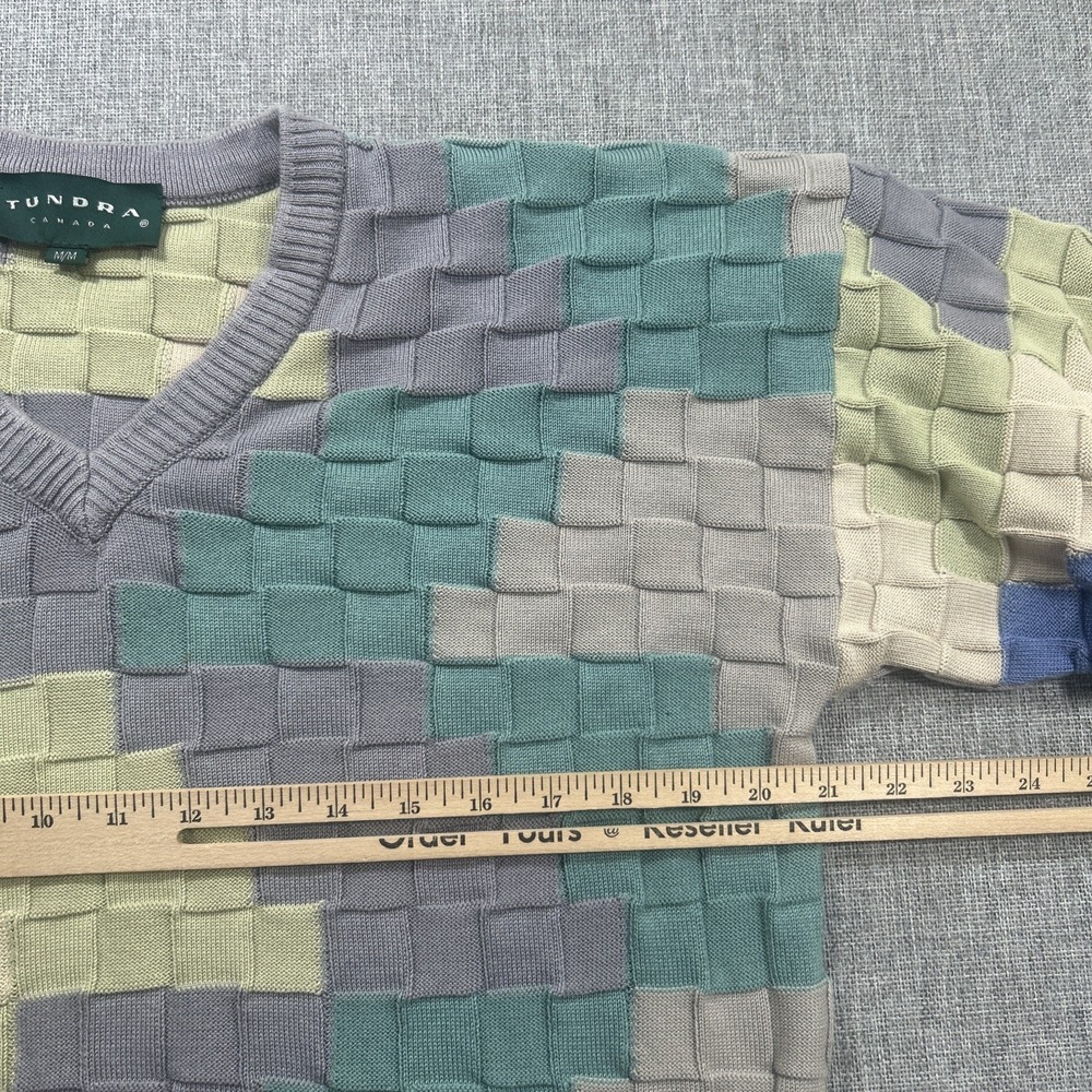 Vtg Tundra Canada Sweater M Geometric 3D Knit Multicolor Mens Cosby Hip Hop - Picture 7 of 9